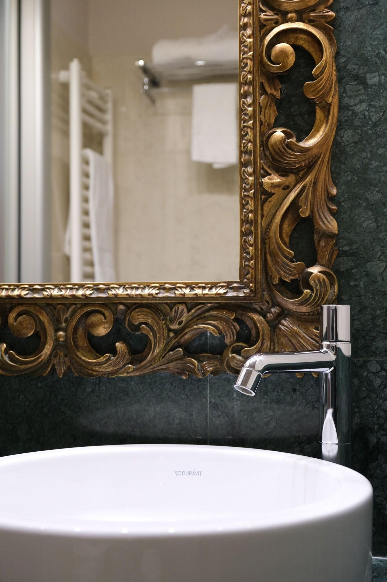 Settecento Hotel Презеццо Экстерьер фото